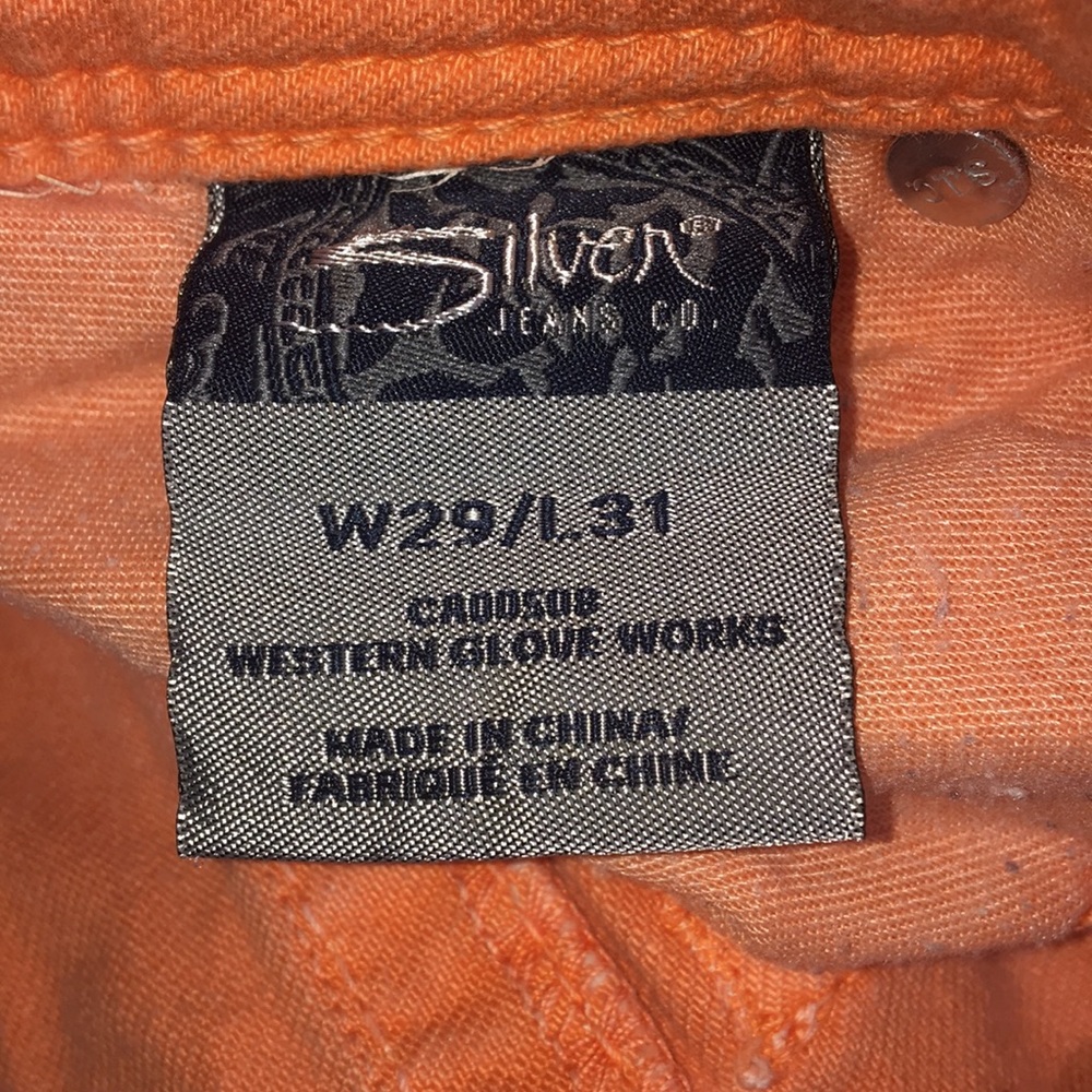 Silver Jeans - Picture 3 of 3